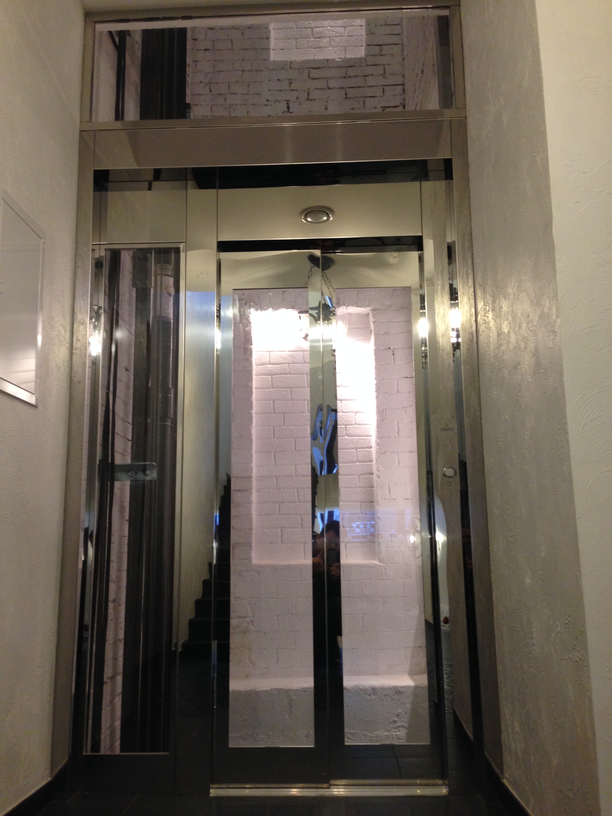 Лифтовой портал